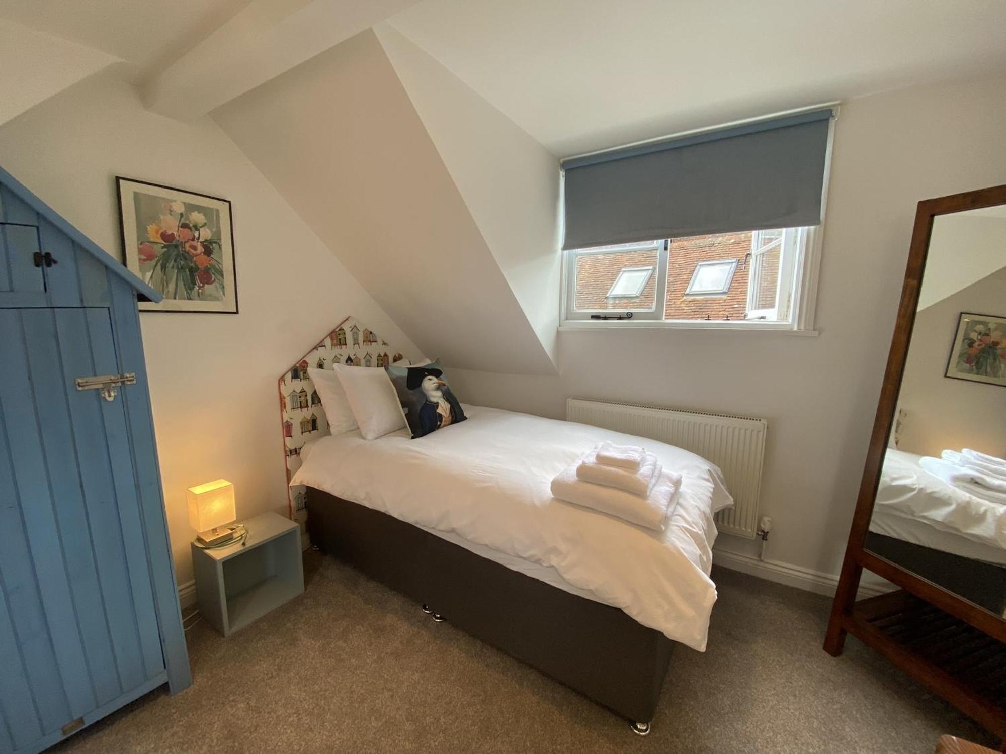 Stylish Cottage With Quay And River View ลีมิงตัน ภายนอก รูปภาพ